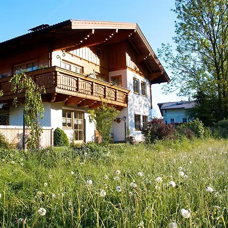 Haus Margit Apartment Sankt Johann im Pongau Exterior photo