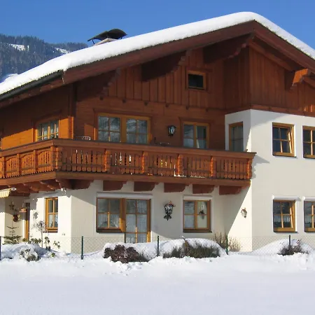 Haus Margit Apartment Sankt Johann im Pongau Exterior photo